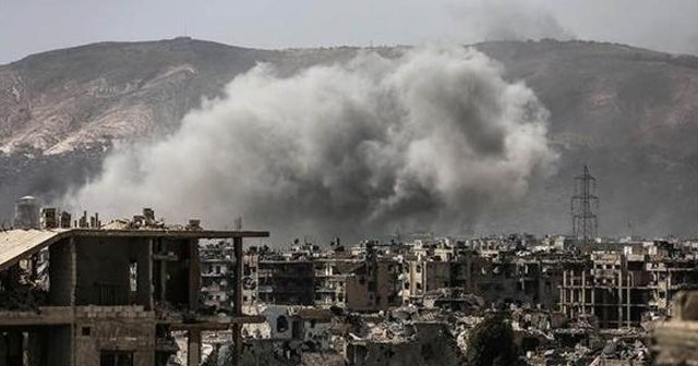 Suriye&#039;den peş peşe çatışma haberleri, şehirden bomba sesleri geliyor