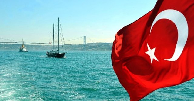 Türk Bayrağı detayı Resmi Gazete&#039;de