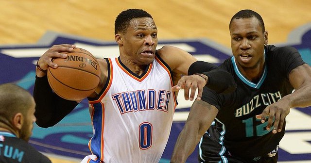 Westbrook&#039;tan sezonun 30&#039;uncu &#039;triple double&#039;ı