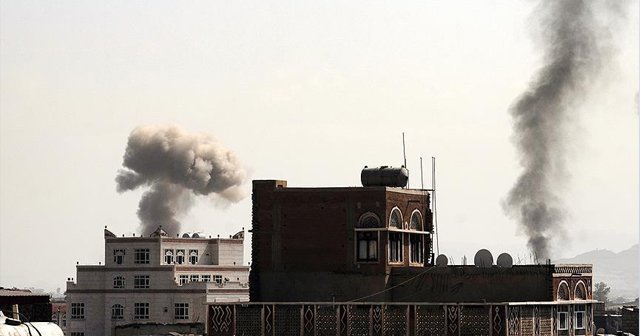 Yemen&#039;deki hava saldırısında 12 kişi öldü