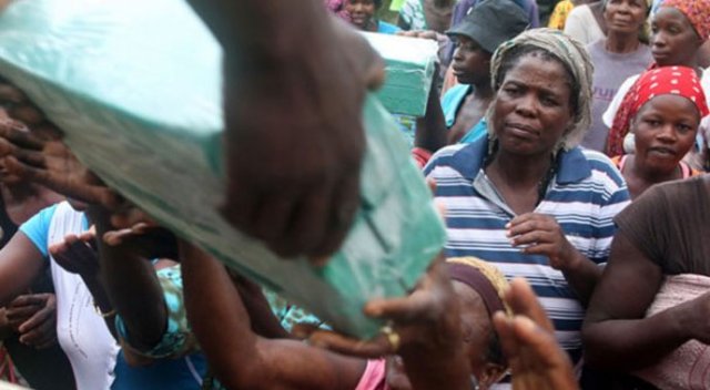 Zimbabve&#039;de sel felaketi, 246 ölü