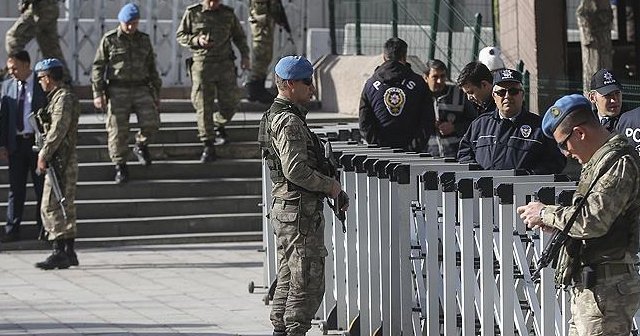 &#039;Amcalar Amerika ile anlaşmış müdahale olacak&#039;