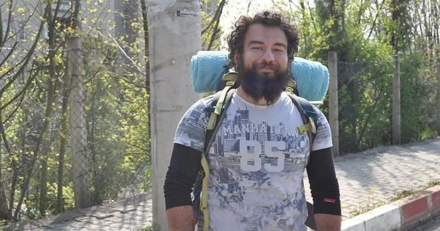 'Otostop'la Türkiye'yi geziyor