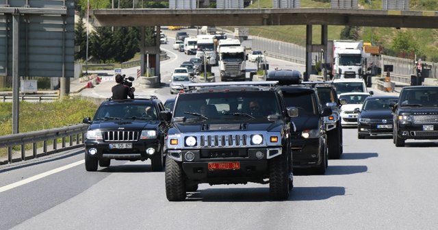 10 aylık hapis için 100 araçlık konvoyla cezaevine gitti