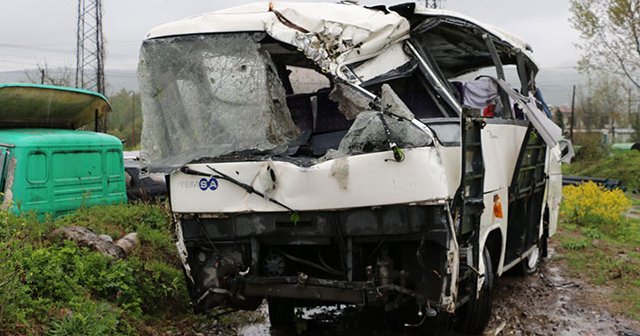 10 kişinin öldüğü kazada midibüs sürücüsü tutuklandı
