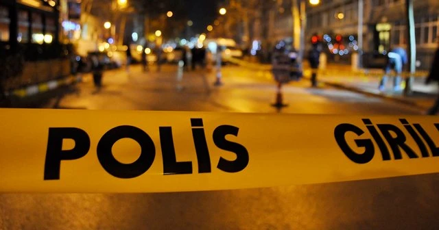 Aracının içinde kalaşnikofla öldürüldü