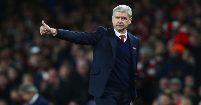 Arsene Wenger&#039;in düşüşü İngiliz basınında