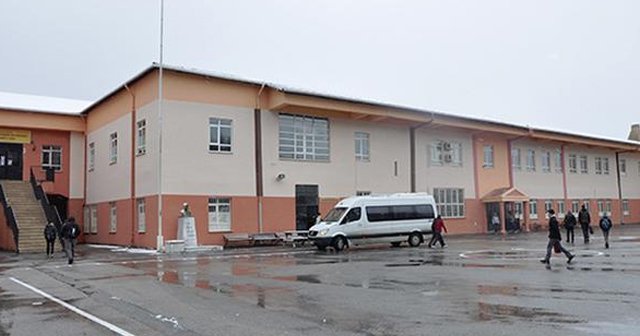 Beykoz&#039;daki lisede hırsızlık olayı