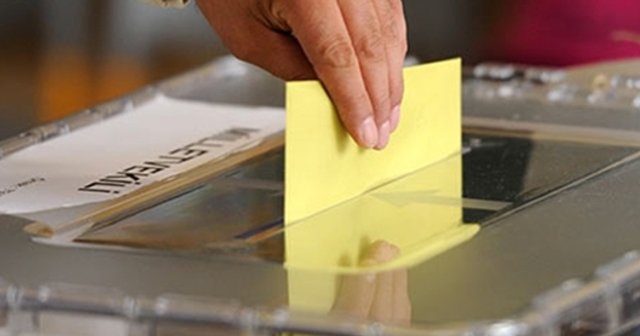 Bir referandum tehdidi de Almanya&#039;dan