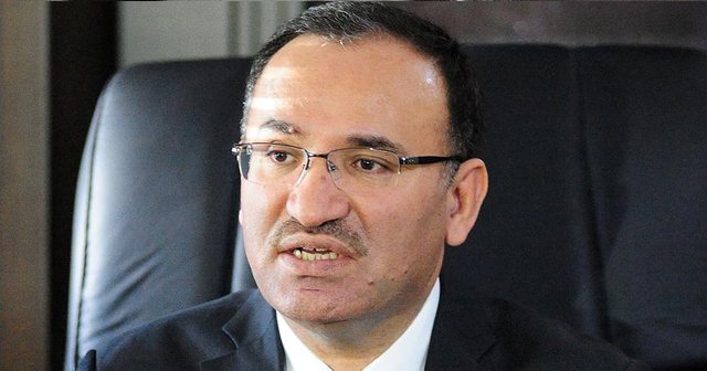 Bozdağ :Kılıçdaroğlu yarın referandum olacakmış gibi devam ediyor