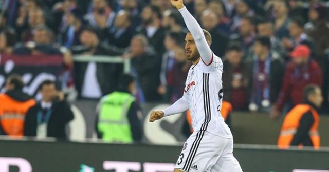 Cenk Tosun, Medical Park Arena&#039;da tarihe geçti