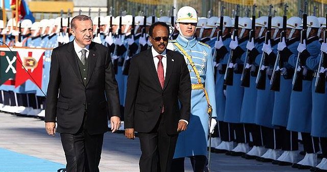 Cumhurbaşkanı Erdoğan, Fermacu&#039;yu resmi törenle karşıladı