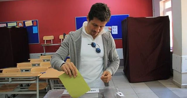 Emre Belözoğlu’na referandum oranı soruldu