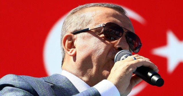 Erdoğan milli sporcuları tebrik etti