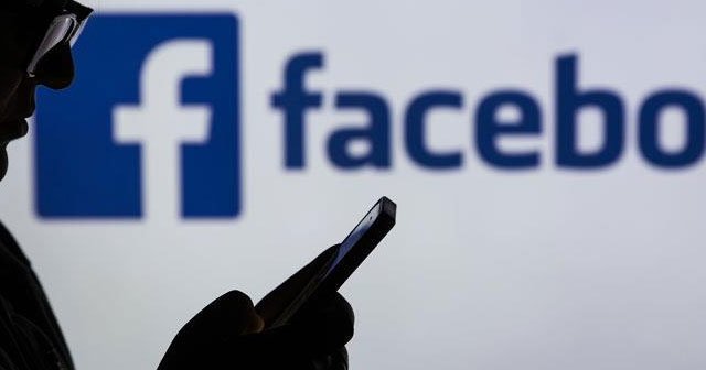 Facebook on binlerce hesabı kapattı