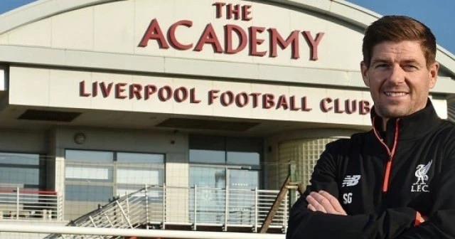 Gerrard, Liverpool'a geri döndü
