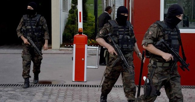 İstanbul Küçükçekmece&#039;de saldırı hazırlığındaki PKK&#039;lılara operasyon