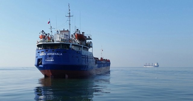 Karadeniz'de Türk bandrollü gemi battı