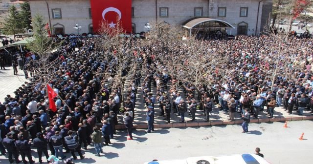 Kayseri şehidini uğurladı