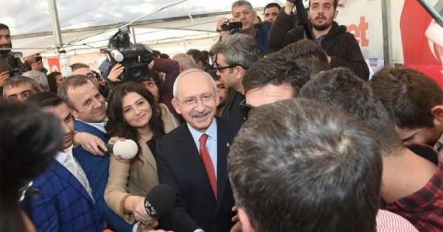 Kılıçdaroğlu&#039;ndan &#039;Evet&#039; çadırına ziyaret