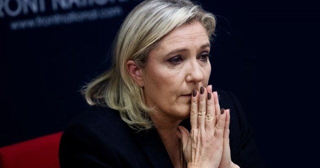 Le Pen parti başkanlığından istifa edecek