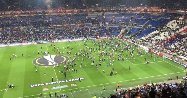 Lyon ile Beşiktaşlı taraftarlar arasında kavga çıktı