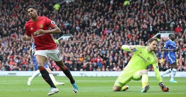 Manchester United, Chelsea&#039;yi 2 golle geçti