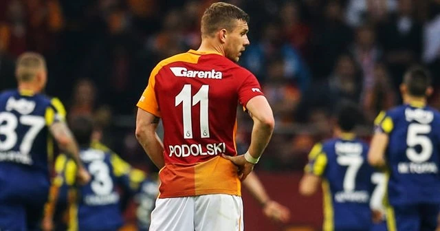 Podolski F.Bahçe'yi kızdıracak! '3. lig takımı...'