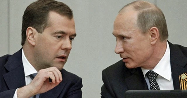 Rus Başbakan'ın istifası isteniyor