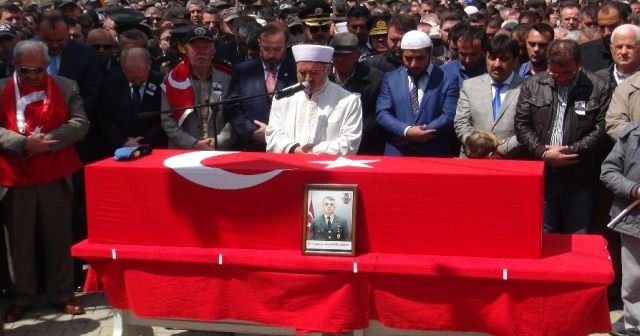 Tekirdağ şehidini son yolculuğuna uğurladı