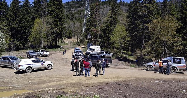 Telsiz anonsu ortalığı karıştırdı, komandolar her yerde onları arıyor