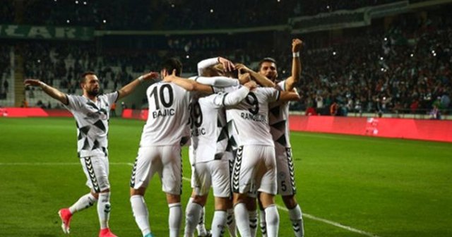 Türkiye Kupası&#039;nda Atiker Konyaspor, Sivasspor&#039;u eledi ve yarı finale çıktı