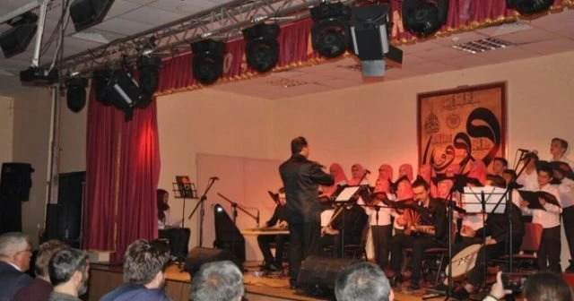 Vaktini düzelt, edebe riayet et