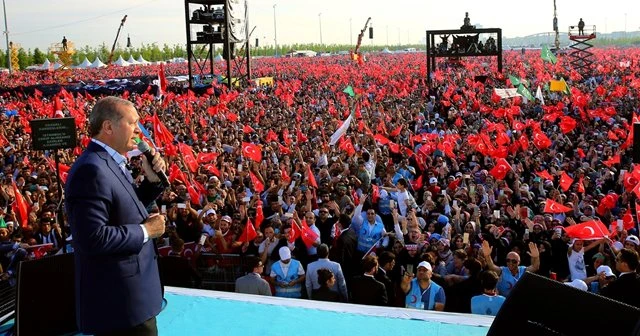 Yenikapı İhlas Medya&#039;nın Demokrasi Marşı ile coşacak