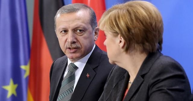 Angela Merkel, Erdoğan&#039;dan izin isteyecek