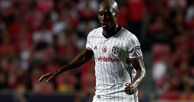 Beşiktaş&#039;a Atiba&#039;dan kötü haber