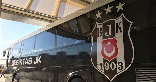 Beşiktaş otobüsü 3. yıldızı taktı