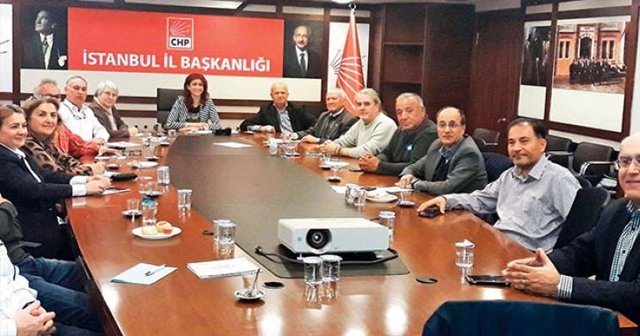 CHP&#039;de &#039;Kızılbaş&#039; kavgası! Tüm üyeler istifa etti