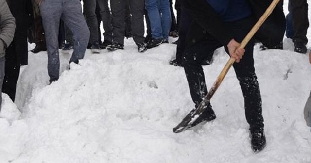 Çığ altında kalan kişinin cesedine 4 ay sonra ulaşıldı