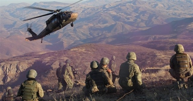 Çukurca&#039;da 3 terörist etkisiz hale getirildi