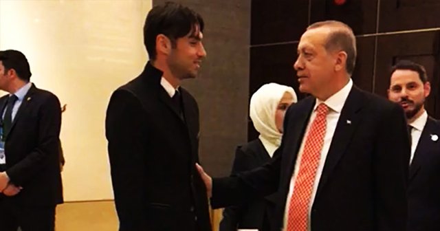 Cumhurbaşkanı Erdoğan Burak Yılmaz ile bir araya geldi