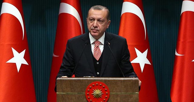 Cumhurbaşkanı Erdoğan&#039;dan gençlere kongre mesajı: AK Parti gençleşecek