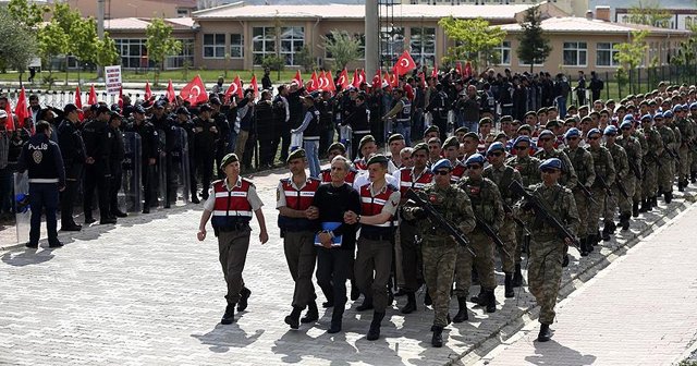 Darbe planlayıcıları 3. kez hakim karşısında