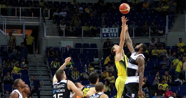 Derbinin galibi Fenerbahçe!