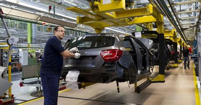 Dünya devi Mercedes&#039;e büyük şok