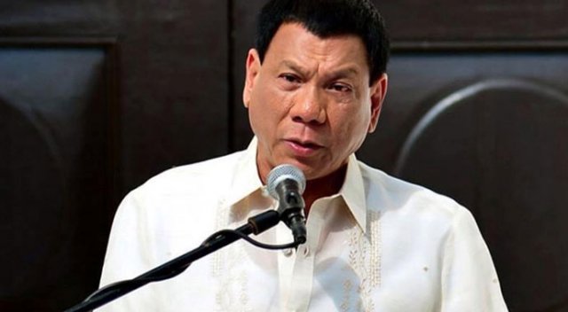 Duterte: ABD&#039;den silah almayacağız