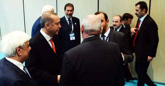 Erdoğan, Yunan Cumhurbaşkanı&#039;na böyle takıldı