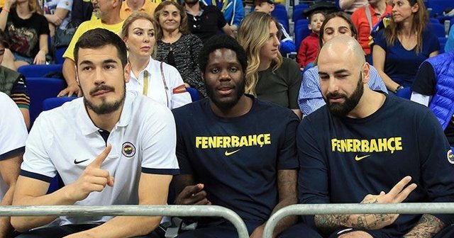 Fenerbahçe’de Anthony Bennett ile yollar ayrıldı