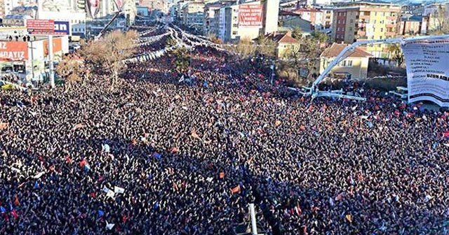 FETÖ, Erdoğan&#039;ın mitingini provoke etmek için kız çocuklarını kullandı