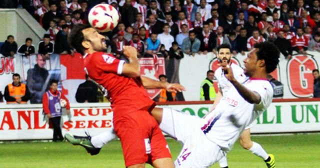 Hafızasını kaybedip futbolcu olduğunu unuttu!